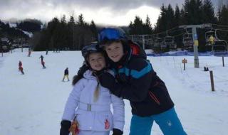 万小七的真实身份